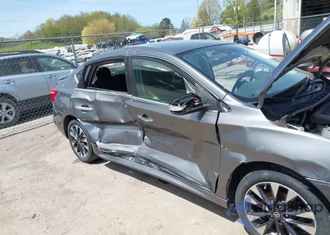 2016 Nissan Sentra Sr z USA, uszkodzony, nr VIN 3N1AB7AP6GY260022